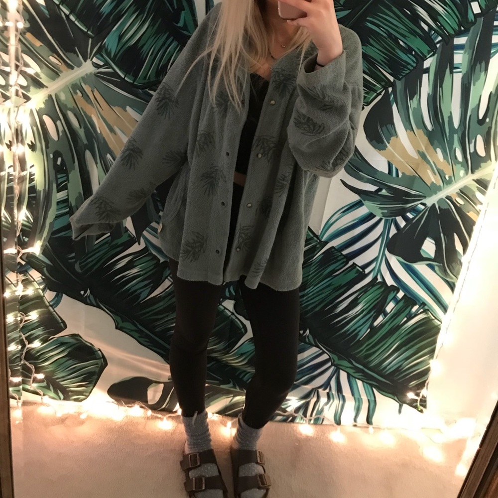 Adorable vintage sweater 🌿 - Picture 5 of 7